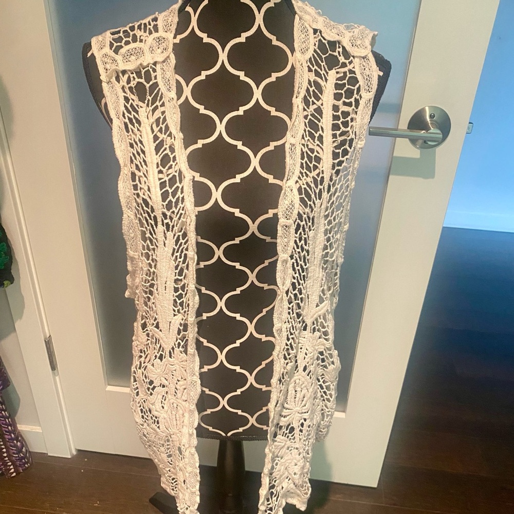 Lace OSFM vest